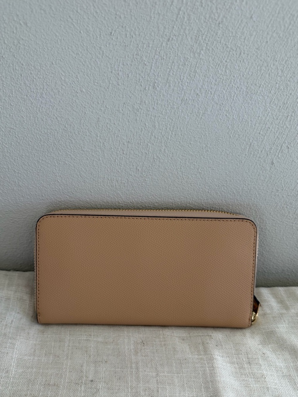Coach Beechwood Beige Crossgrain Leather Zip Wallet NWT - Picture 6 of 9